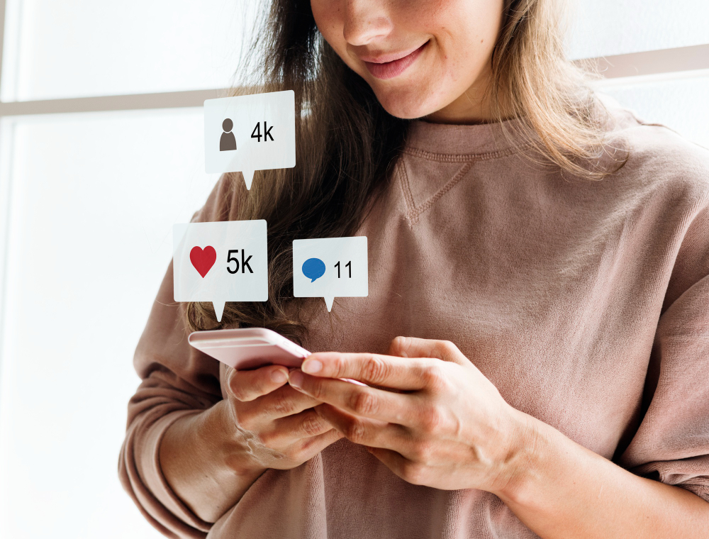 woman-using-smartphone-social-media-conecpt (1)